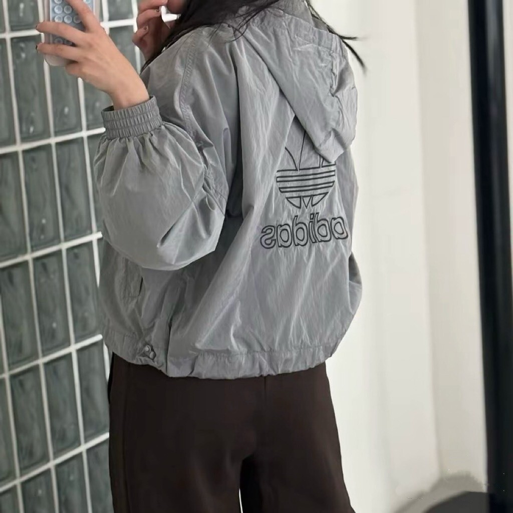 "代購" ADIDAS ORIGINALS 三葉草 立領 梭織 尼龍 女款外套