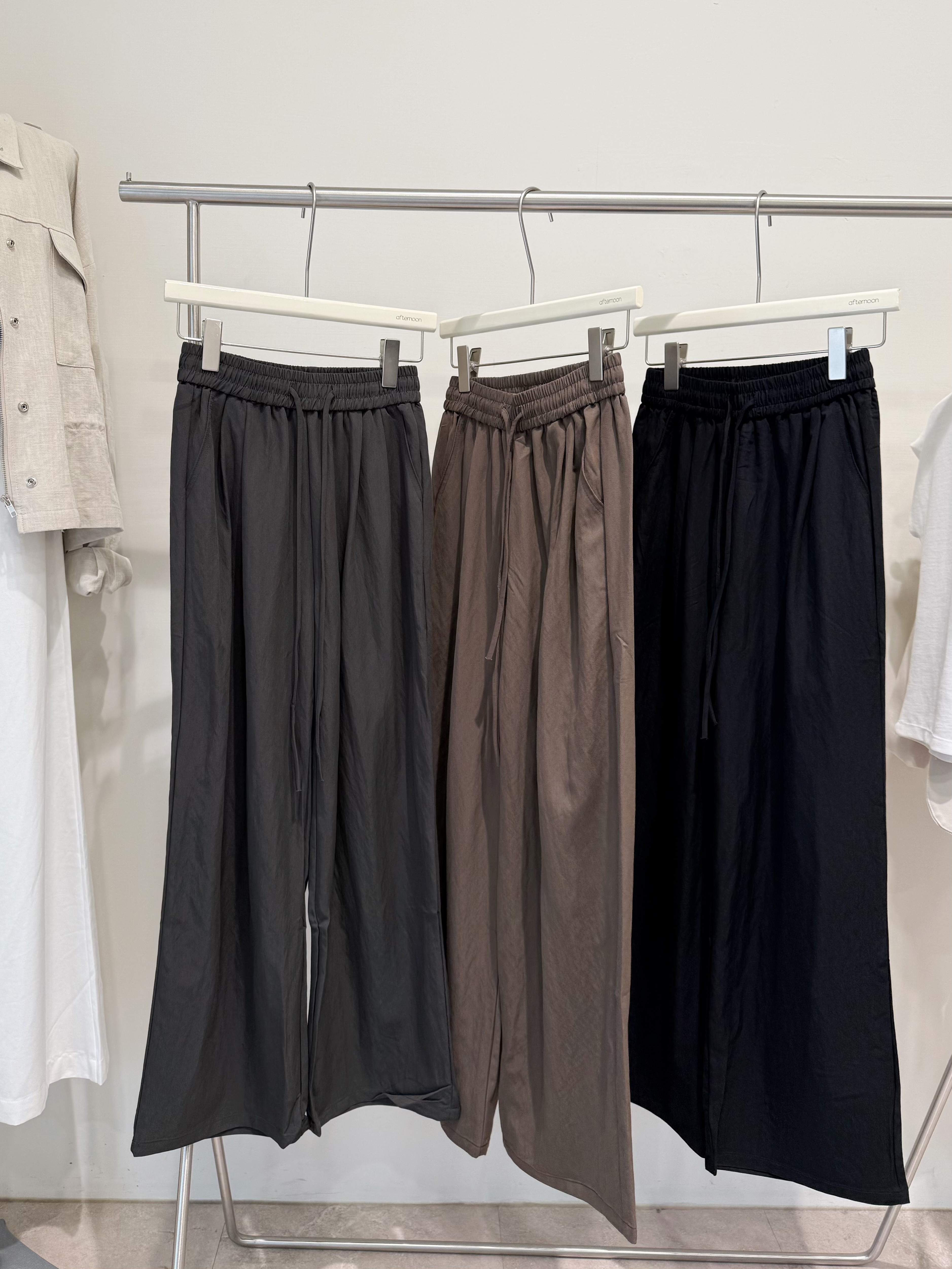 2518 抽繩斜紋棉褲