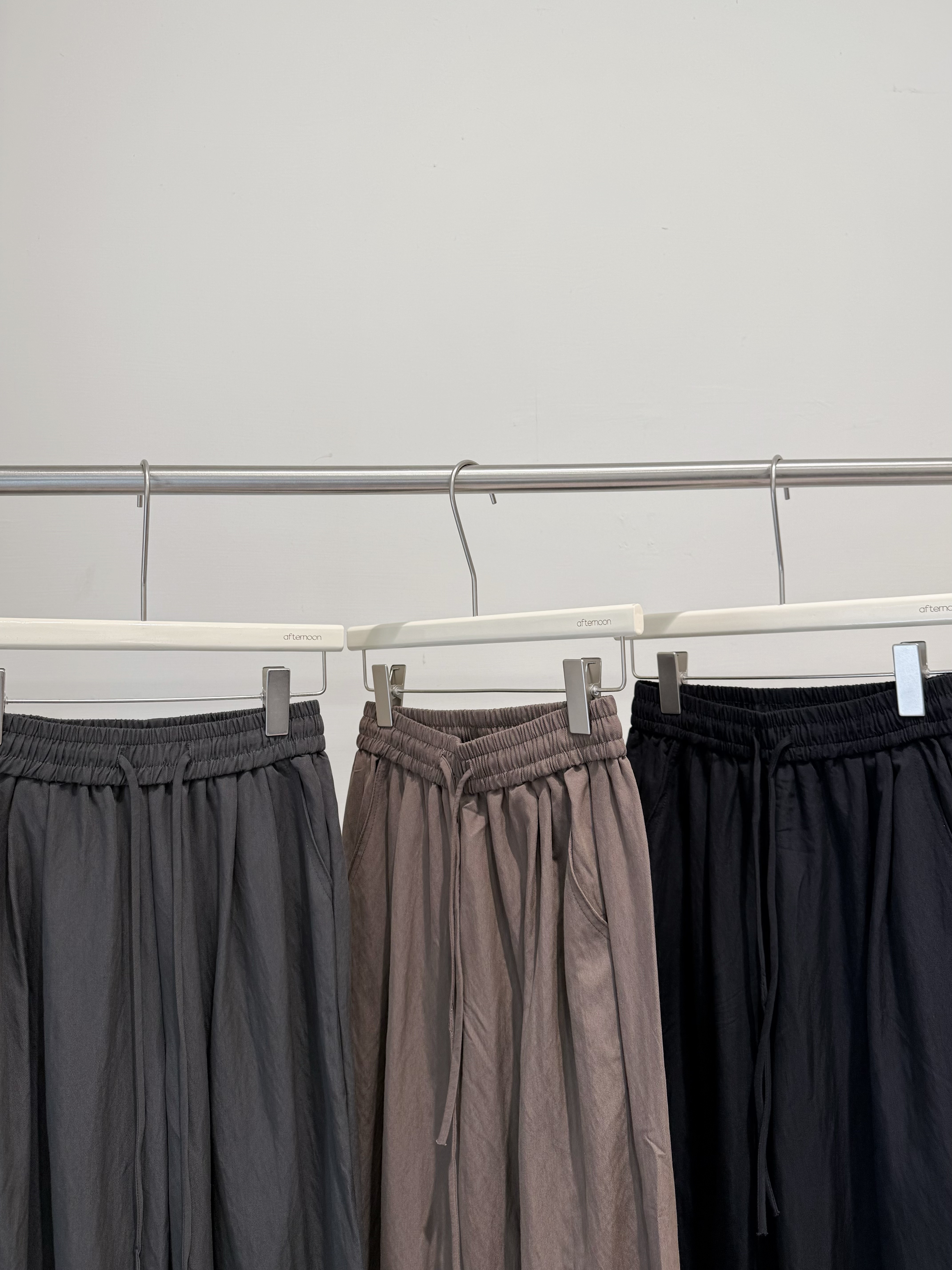 2518 抽繩斜紋棉褲