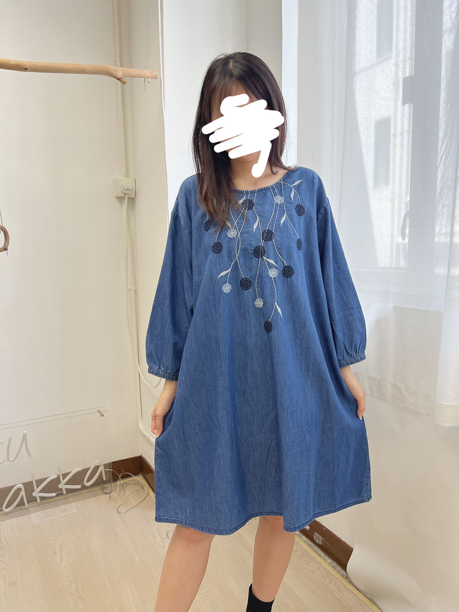 NM 牛仔刺鏽花OP