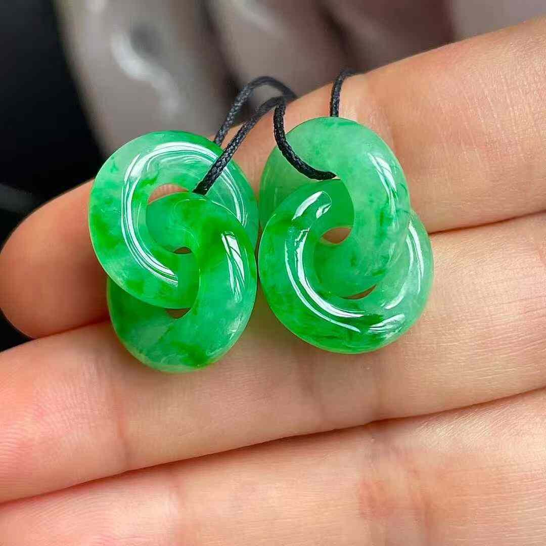 9125545 翡翠冰種辣綠雙環一對