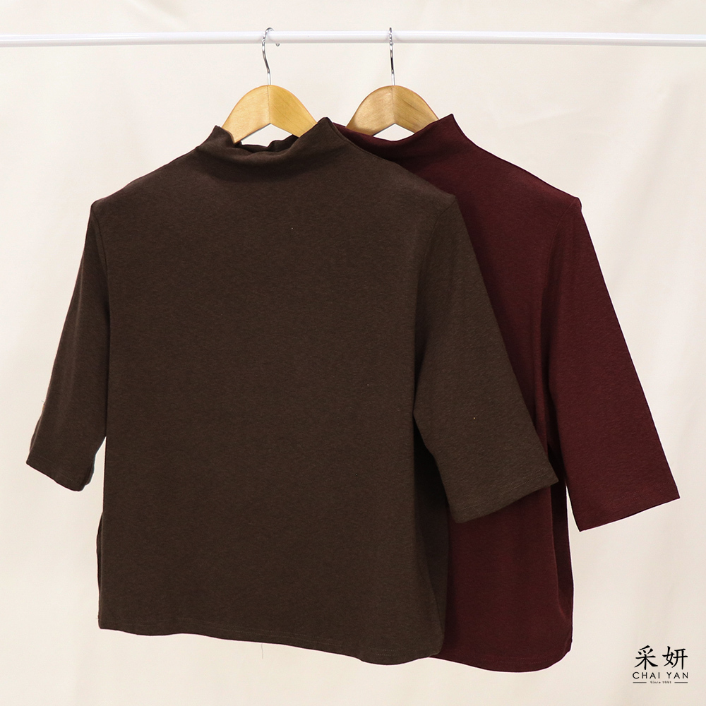 簡約素面寬鬆中領五分袖上衣
