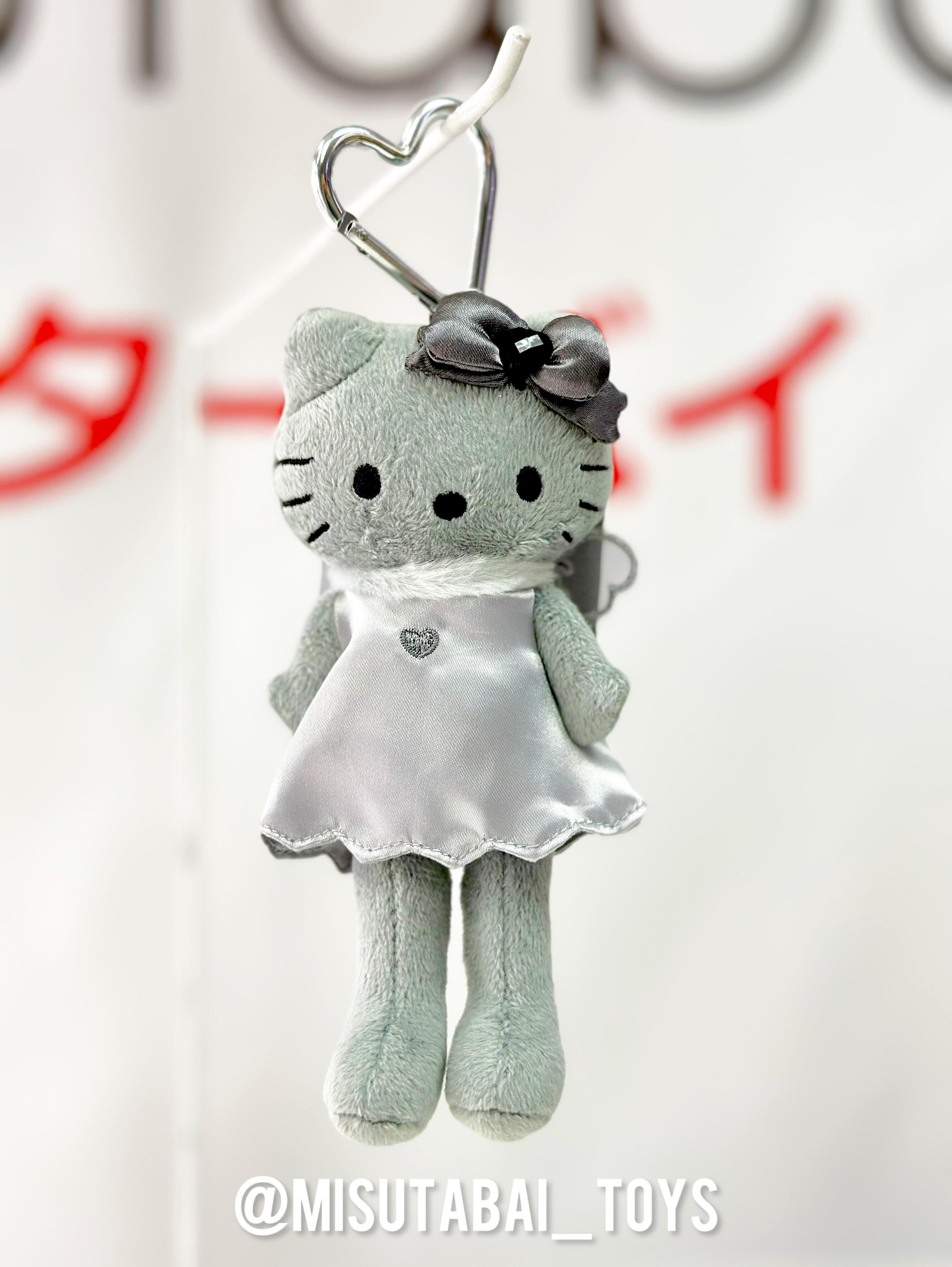 Hello Kitty Style Up Mascot keychain (Angel Gray Ver.)