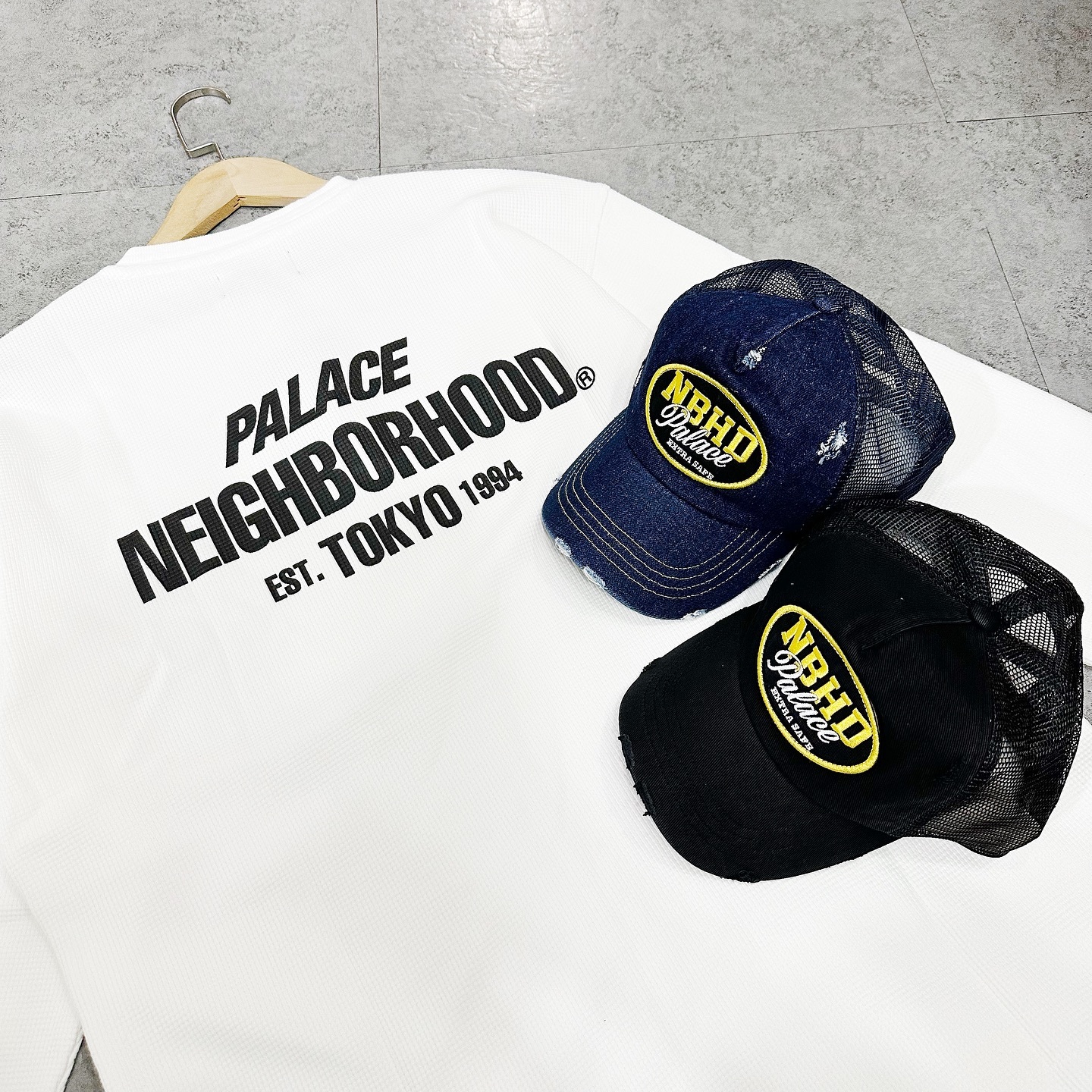 PALACE NEIGHBORHOOD MESH TRUCKER BLACK INDIGO