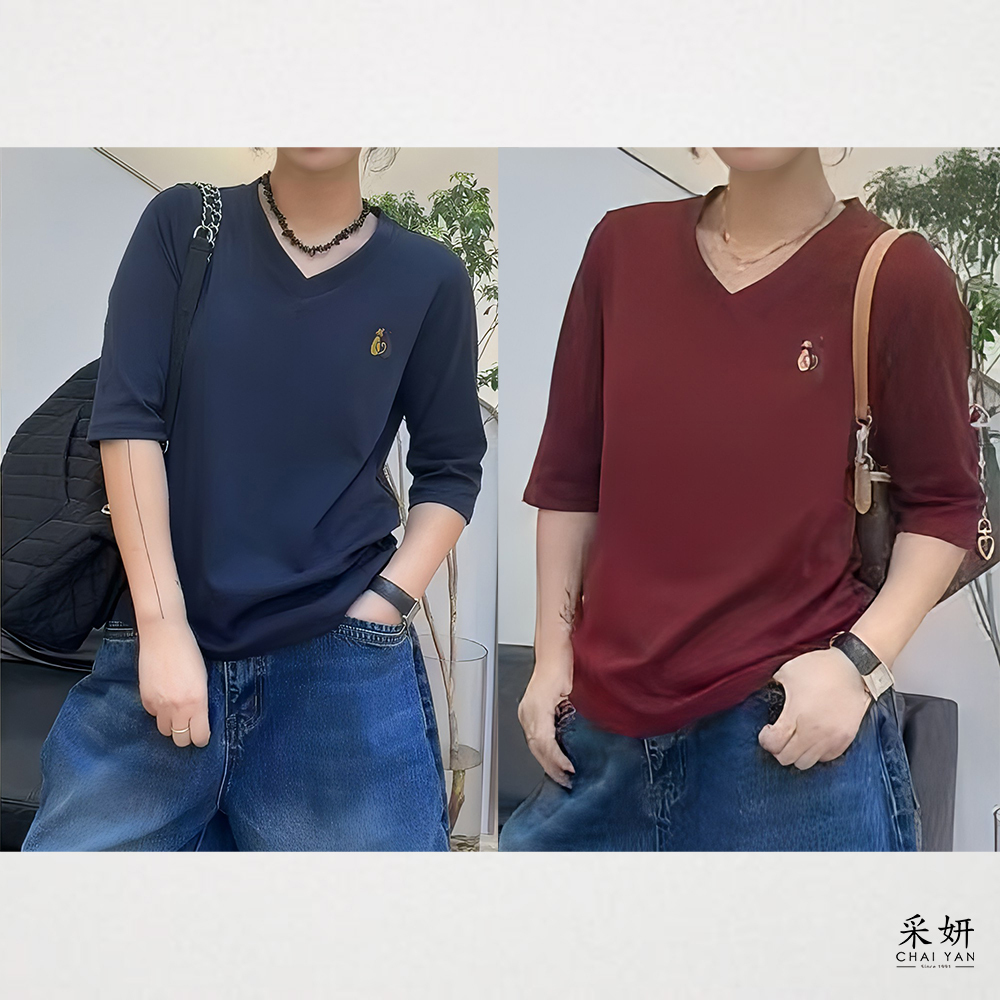 胸口貓咪刺繡V領五分袖上衣