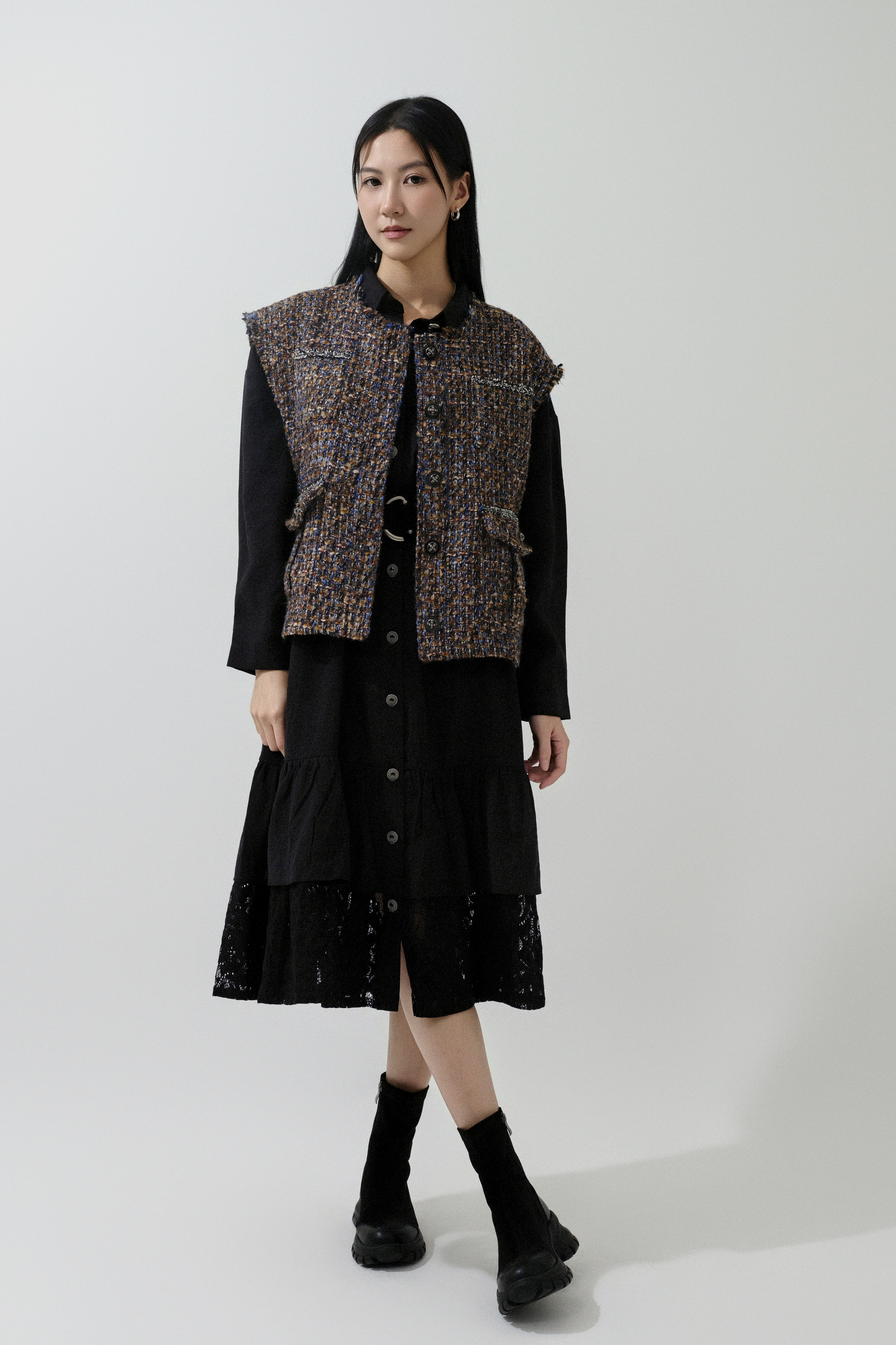 FW25_0046（背心外套＋連身裙）