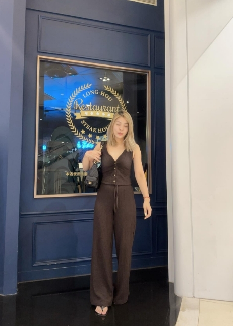 泡泡布V領背心+高腰寬褲(2件組)