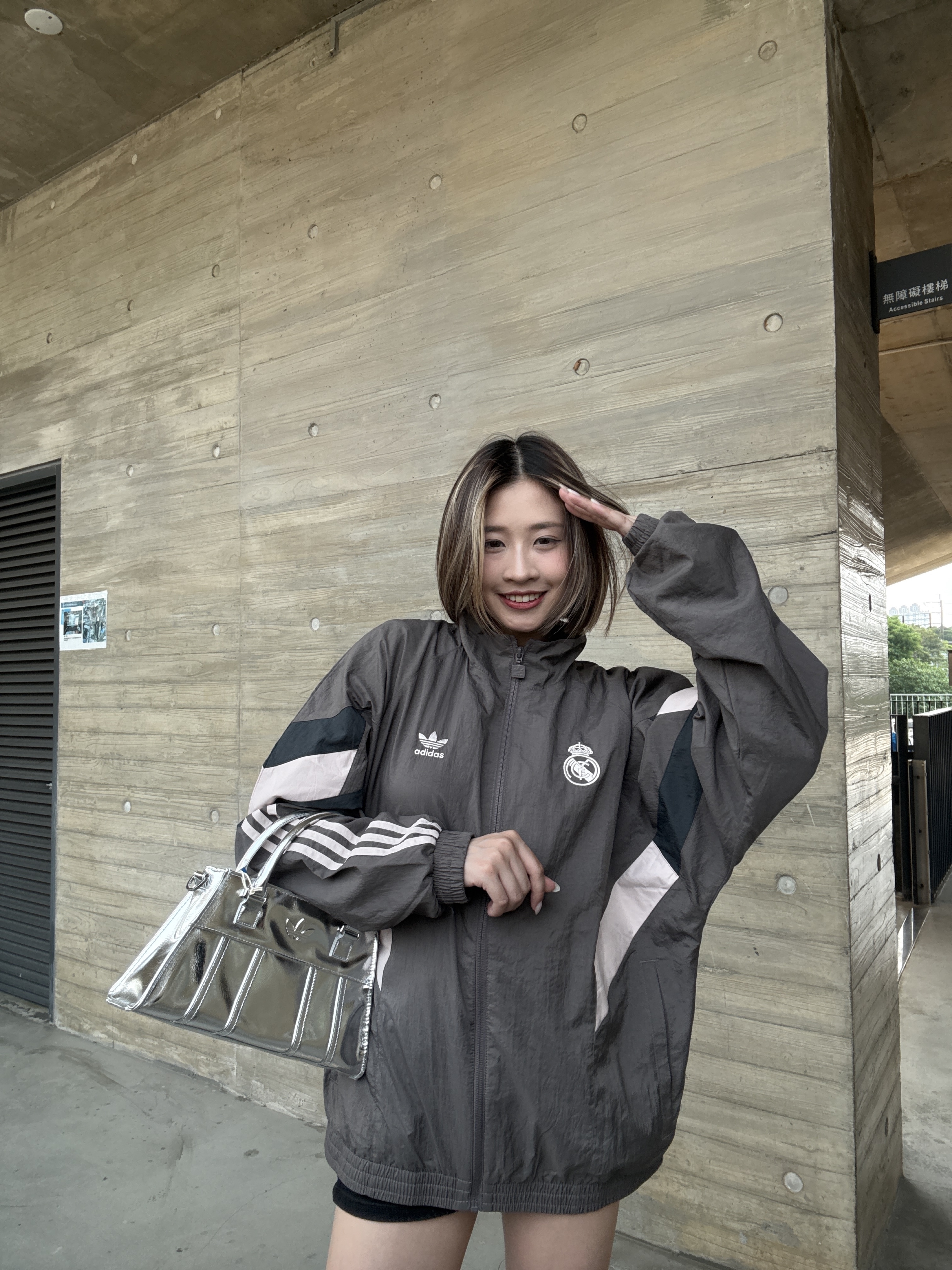 adidas 愛迪達 REAL MADRID Track Top 皇馬 運動外套復古夾克  Jude Bellingham 同款 貝林漢姆 男版 皇家馬德里  JI9479