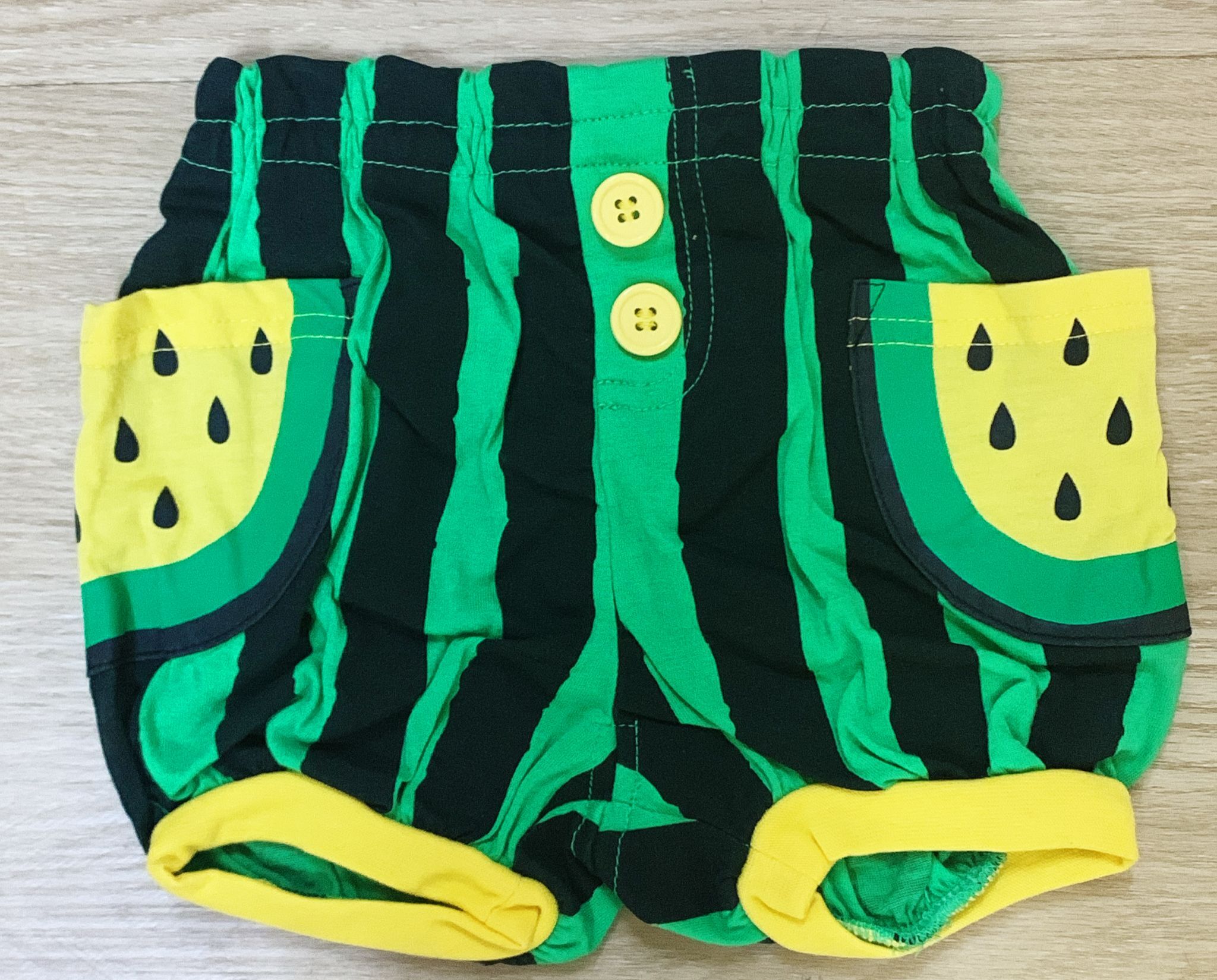 清貨優惠 西瓜短褲 60-70,80碼