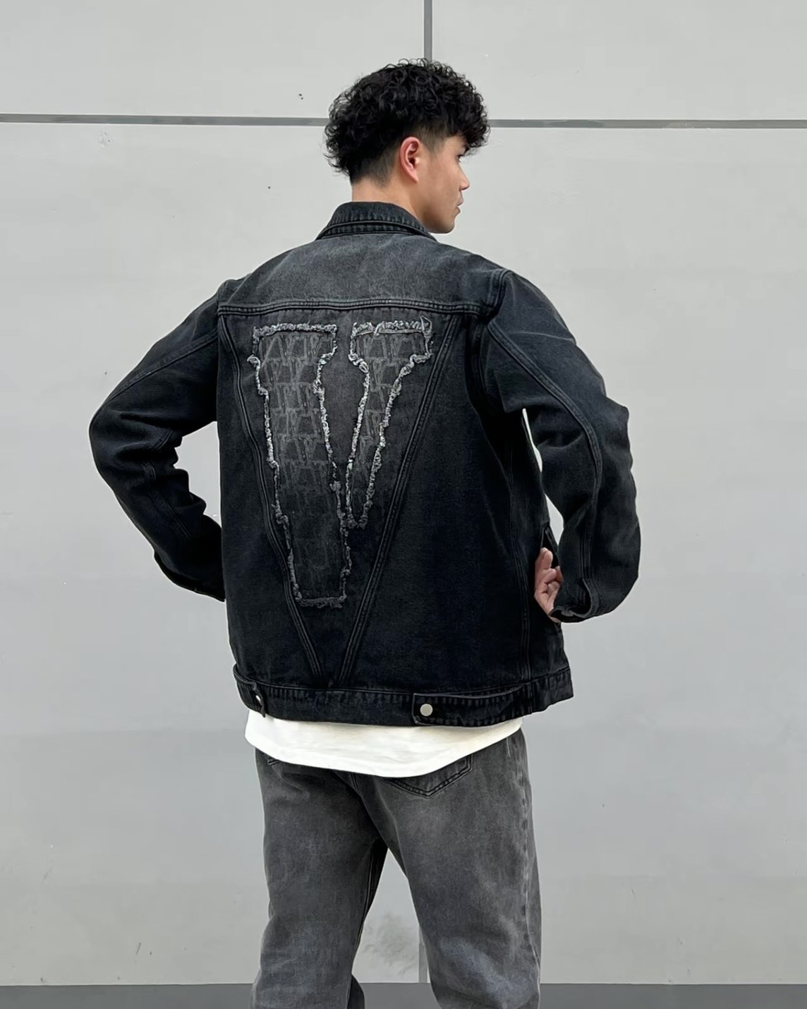 Vlone 破壞 拼接 貼布 精品 牛仔外套 黑/藍