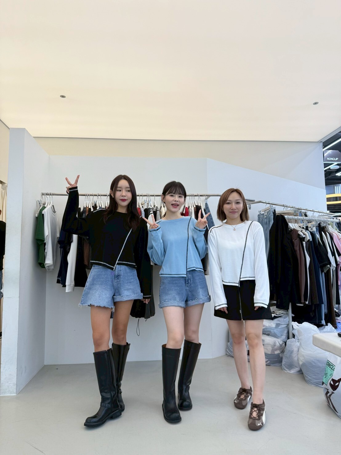 NC5003 不規則撞色長袖上衣