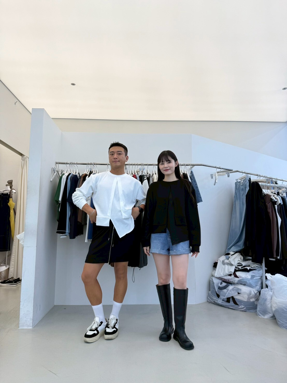 NC5005 胸前壓褶不規則下擺上衣