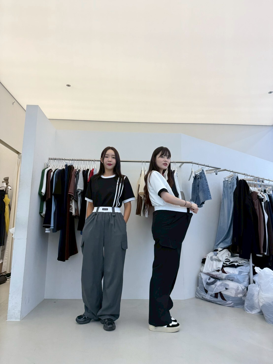 NC5013 拼白邊彈性束脚休閑長褲