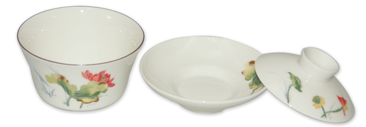 鹿港窯禮品館｜荷花小蓋杯 手工陶瓷茶杯 典雅花紋 品味生活首選