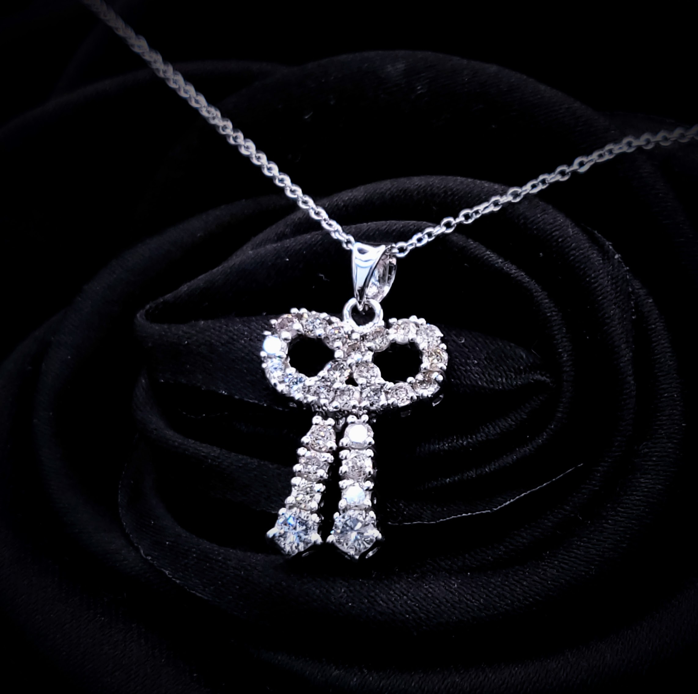 18K White Gold 0.50ct Diamond Pendant