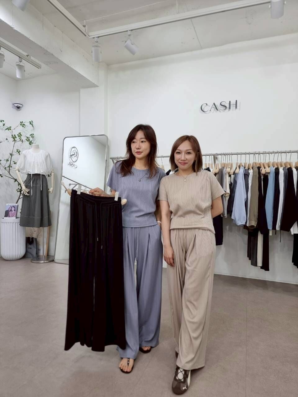 CA5029 橡筋綁腰帶壓褶休閑褲