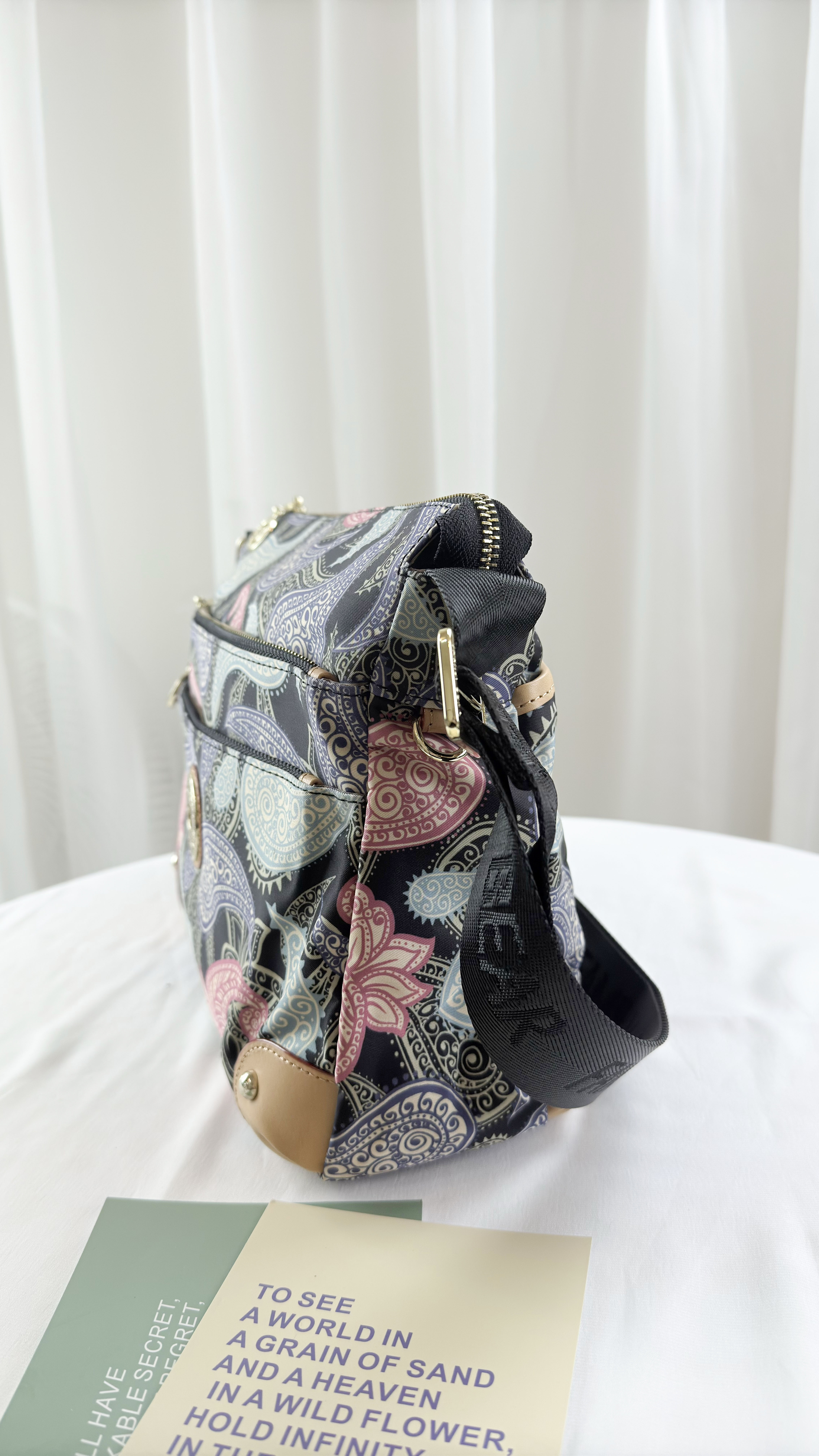 FamilyBear 變形蟲防潑水側背包   #2045