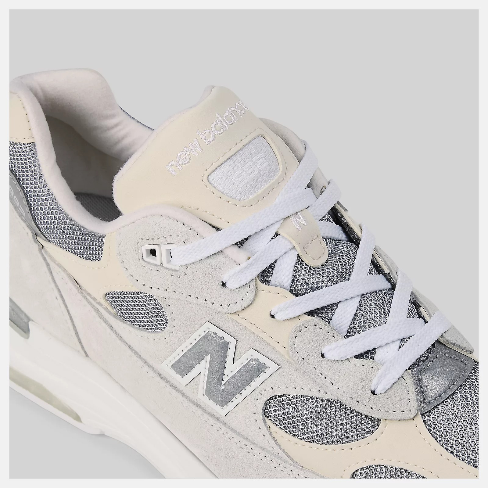 預購┃美國製 new balance Made in USA 992 Core 老爹鞋 復古鞋 鏡灰 白灰