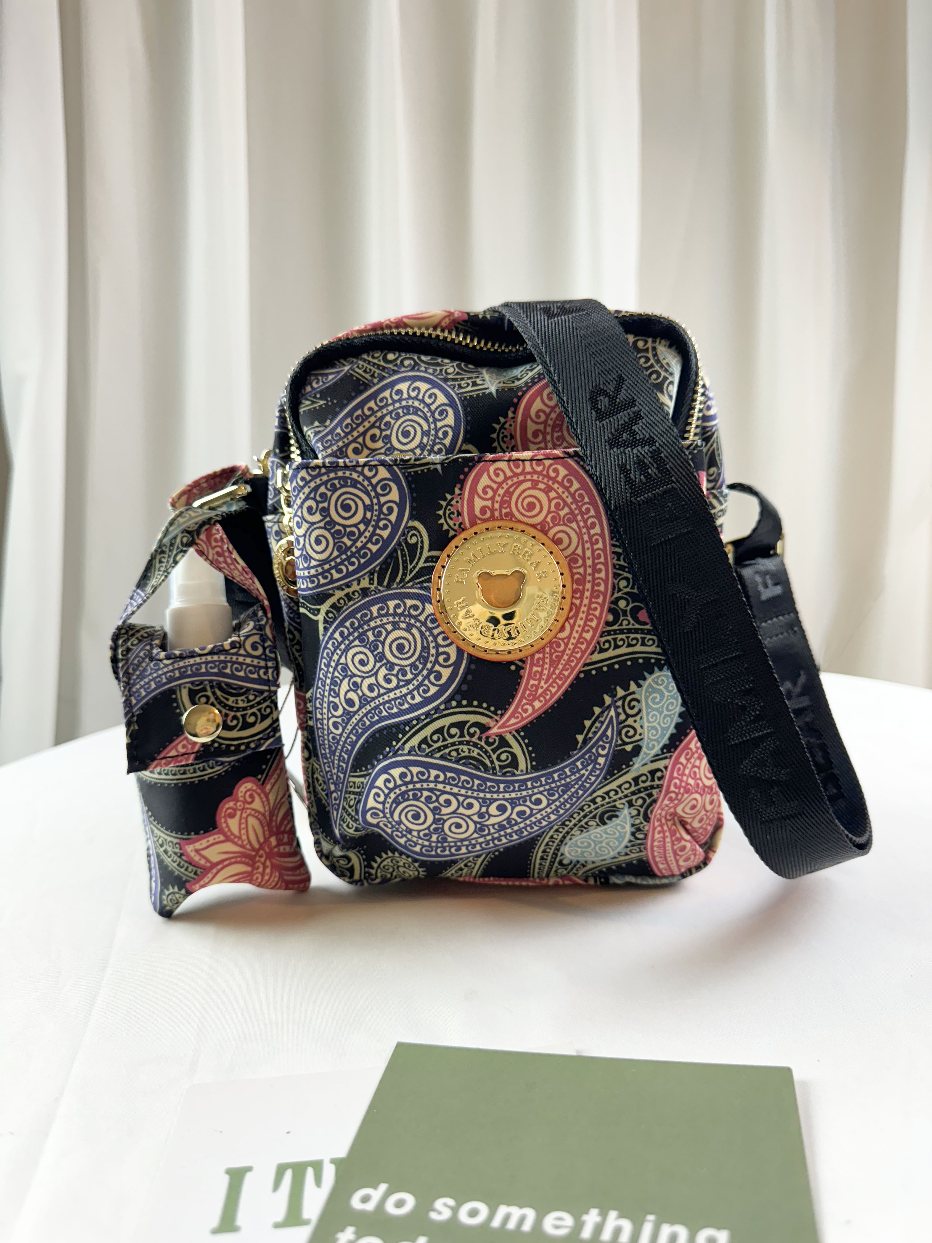 FamilyBear 變形蟲防潑水側背包  #2499