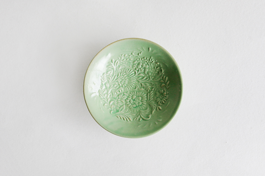 生形由香 - 綠釉刻花紋小缽