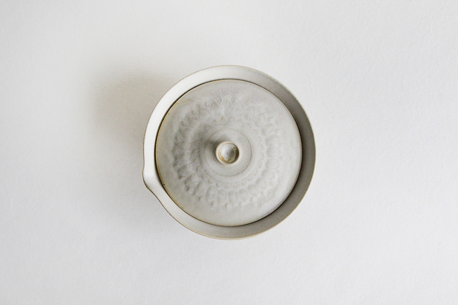 生形由香 - 平寶瓶(小)