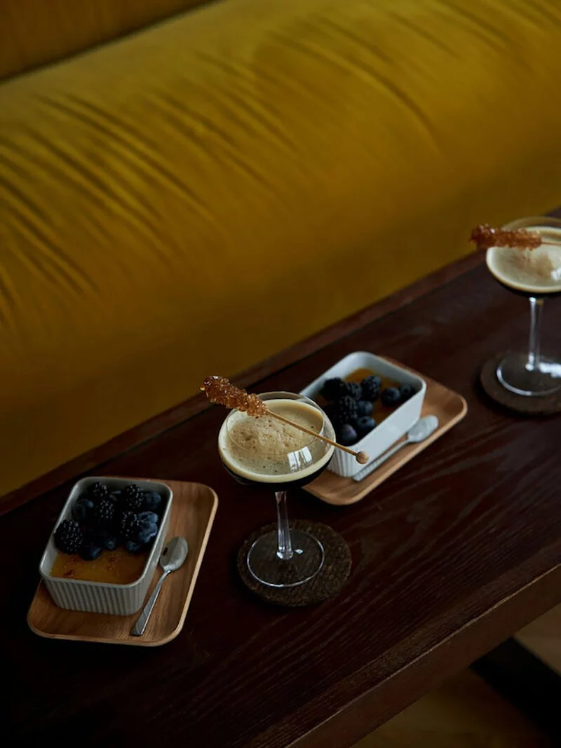 Sagaform-Hanna 橡木餐盤,簡單自然。裝上三明治,小點心或是咖啡小托盤都很適合。