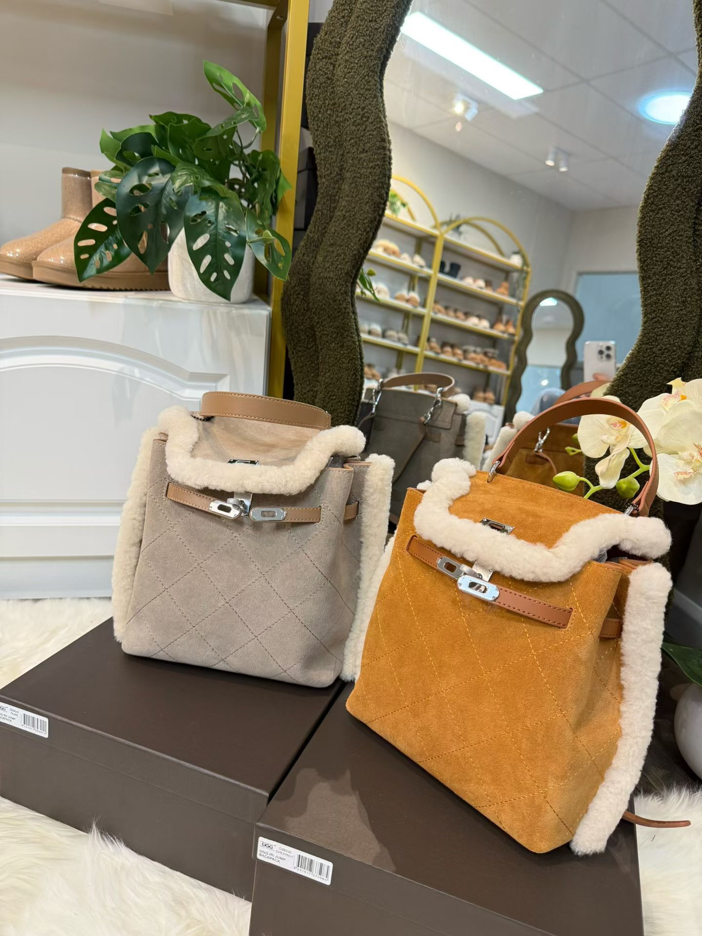 [2025 新款] UGG Kelly 雙肩包