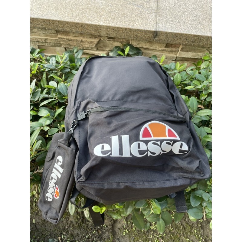 【現貨出清】Ellesse 經典LOGO後背包 + 小袋組 黑色 百搭日常休閒