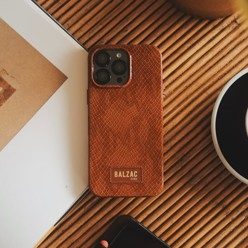 BALZAC系列壓紋皮革手機殼