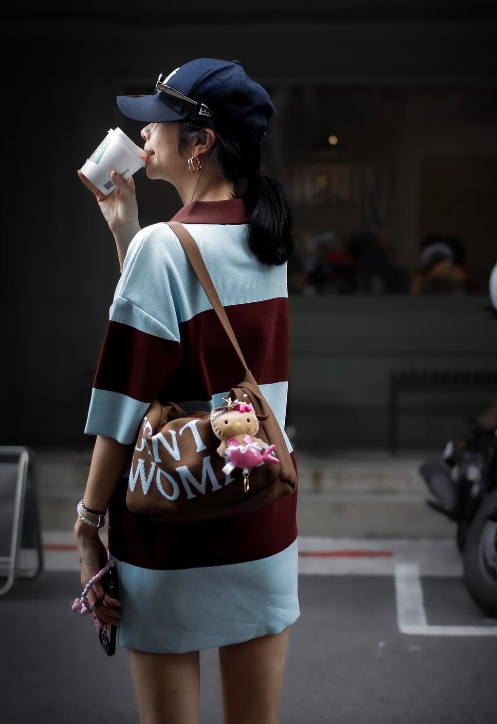 Gentle Woman Knit Dumpling Bag(Coconut Bleu)