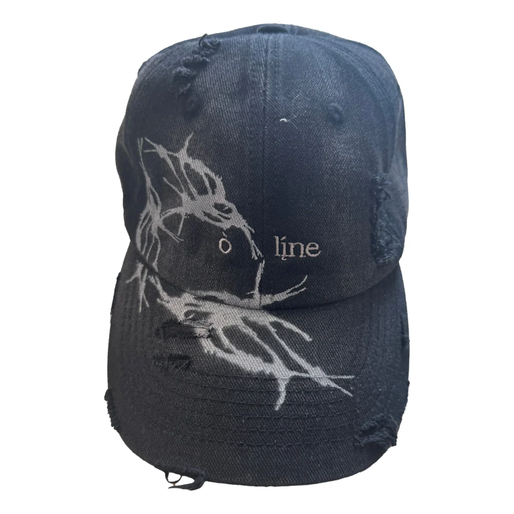 Oline Bloodied Cap -Black