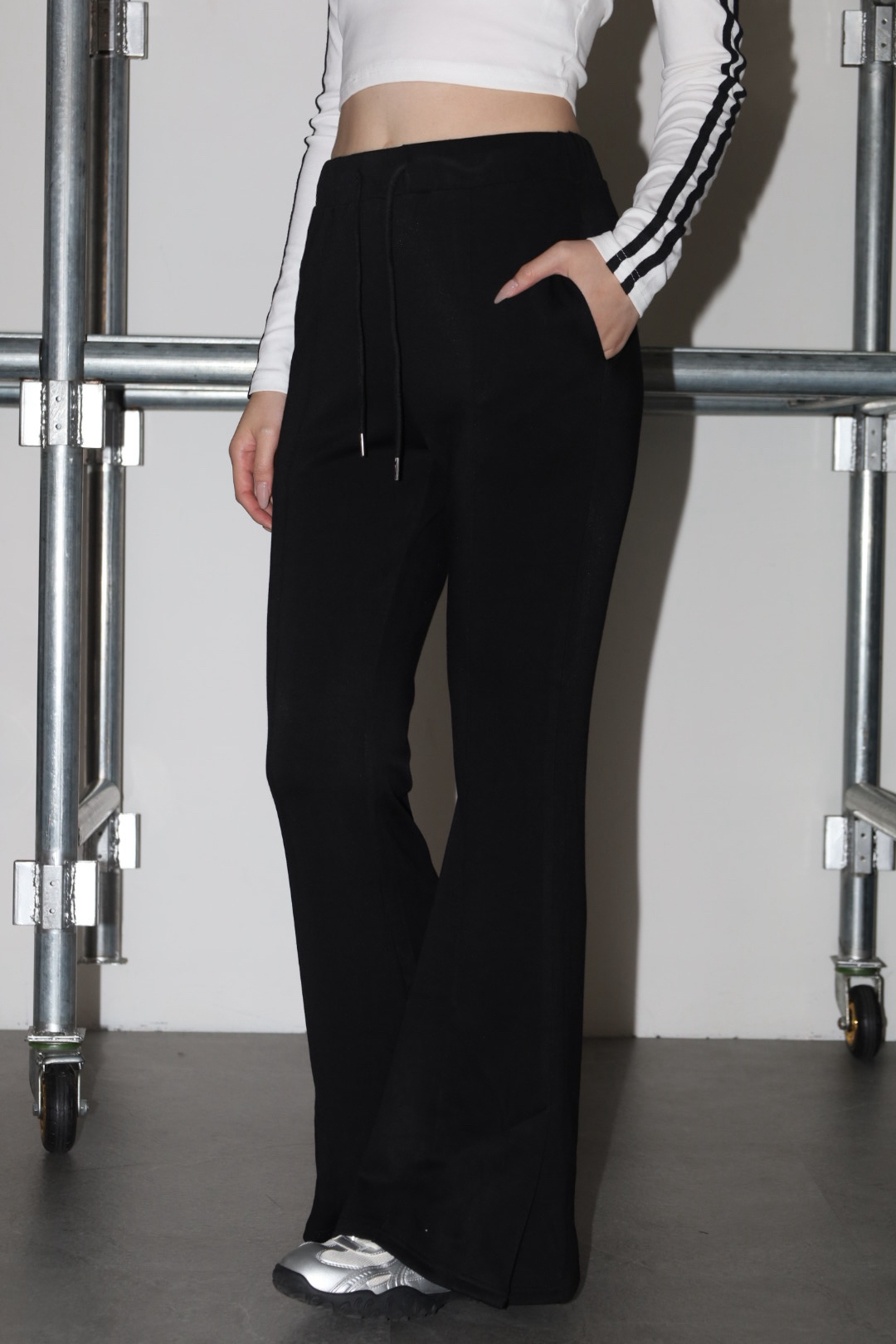 [ Ananas設計款✨] 太空棉喇叭褲