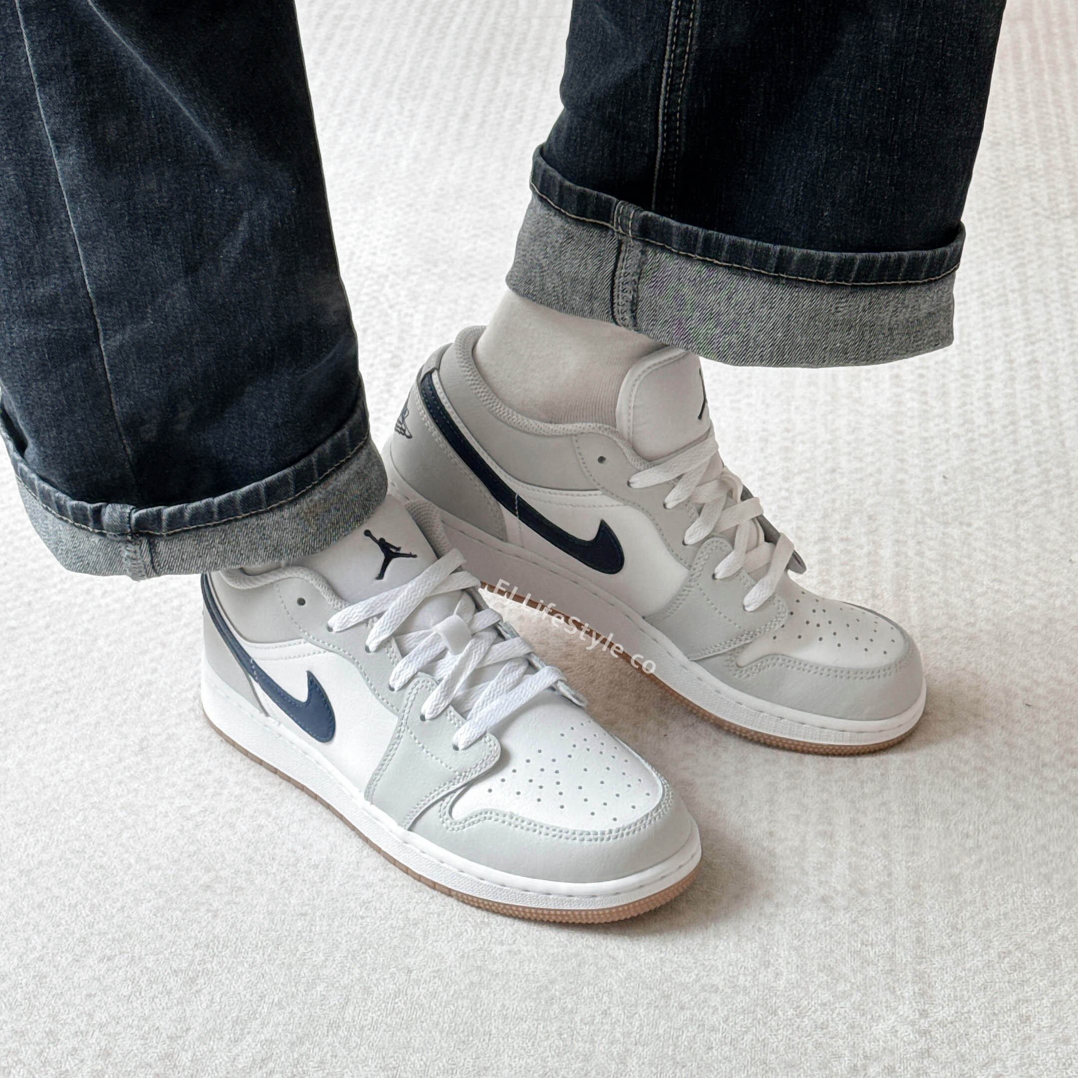 NIKE AIR JORDAN 1 LOW AJ1 海軍藍灰 淺灰 灰白 深藍 大童鞋 553560-146 / 預購