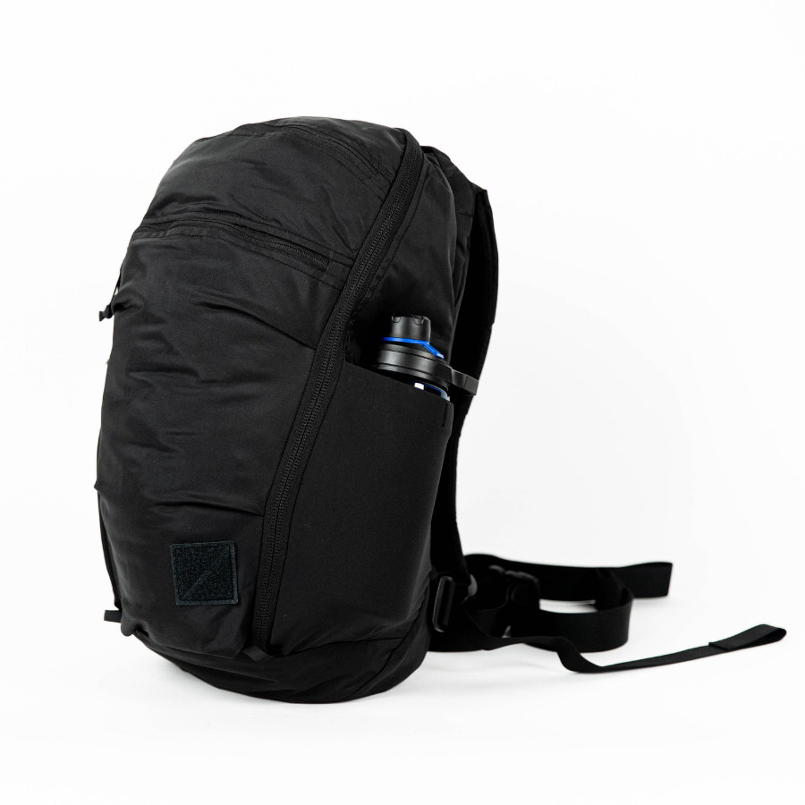 MOUNTAIN Panel Loader 22L 極地登山包