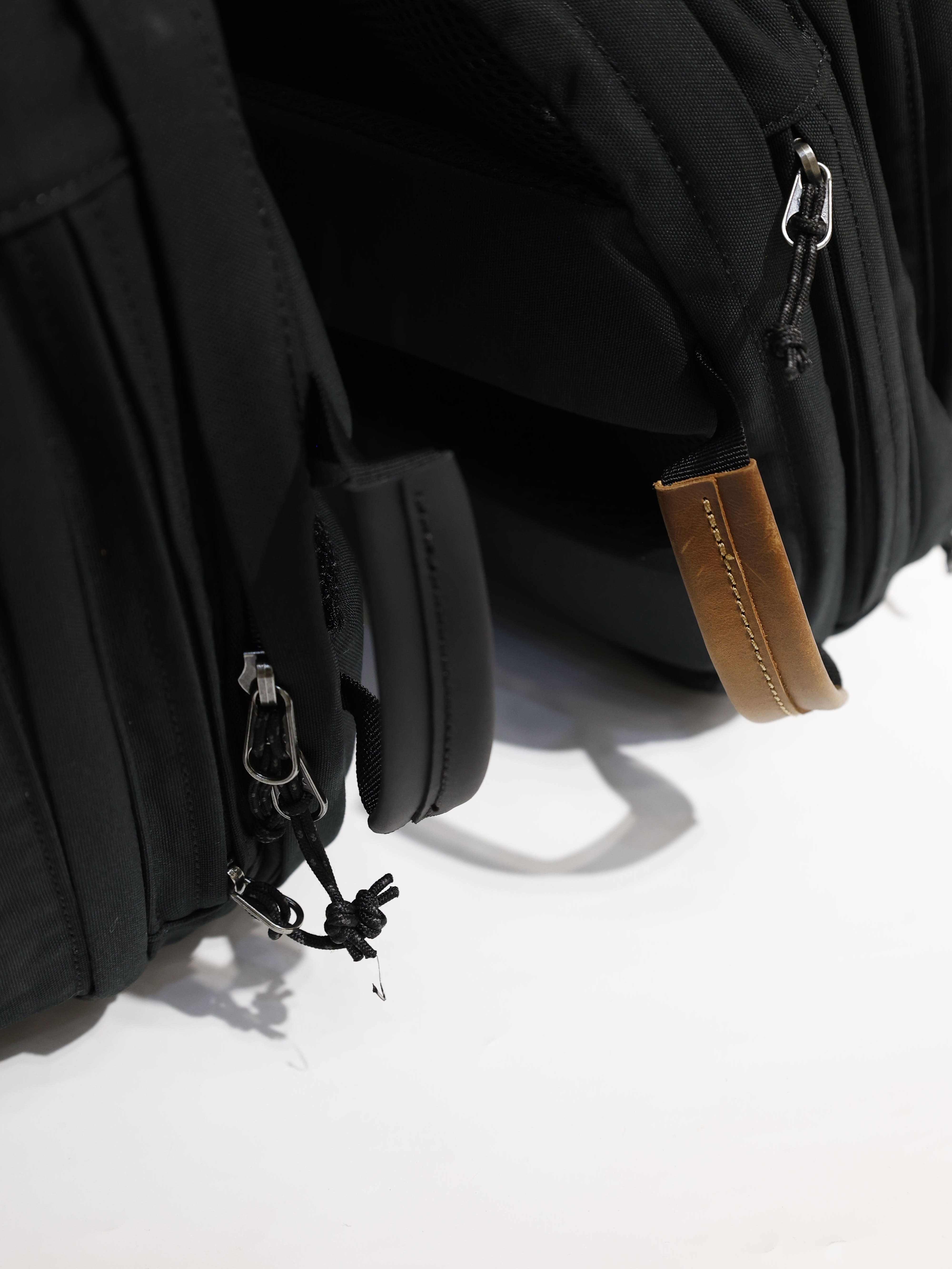 FJALLRAVEN 小狐狸 Raven 28 後背包 筆電包 FR23345