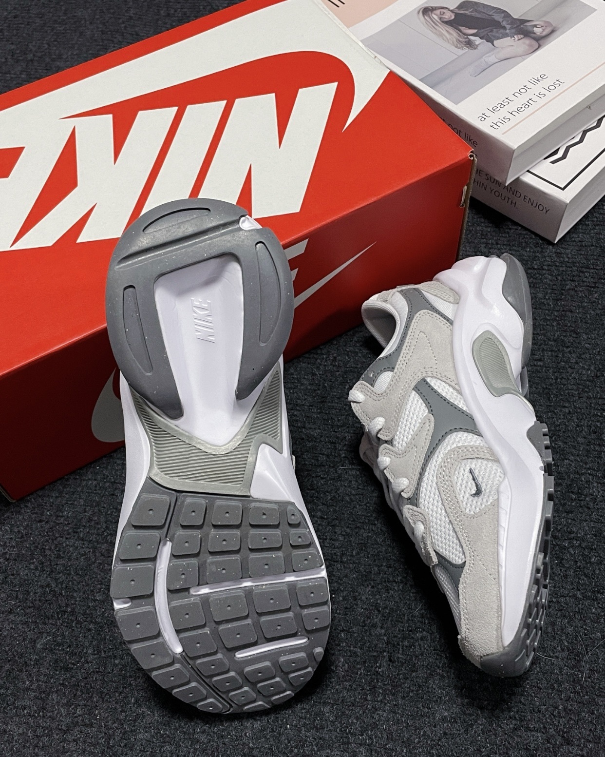 Nike AL8 Wmns "Smoke Grey" 煙灰 灰白 休閒鞋 慢跑鞋 女鞋 FJ3794-101