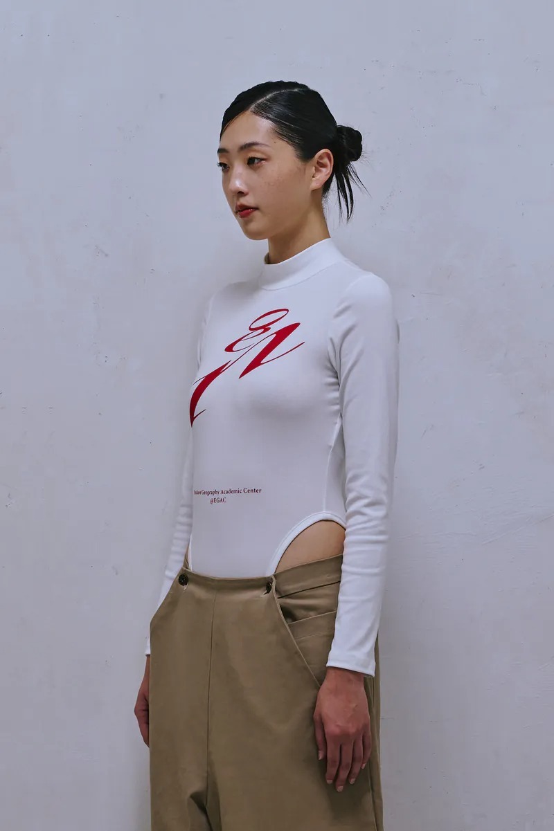 Enclave｜Poster Print Long-Sleeve Bodysuit (White)