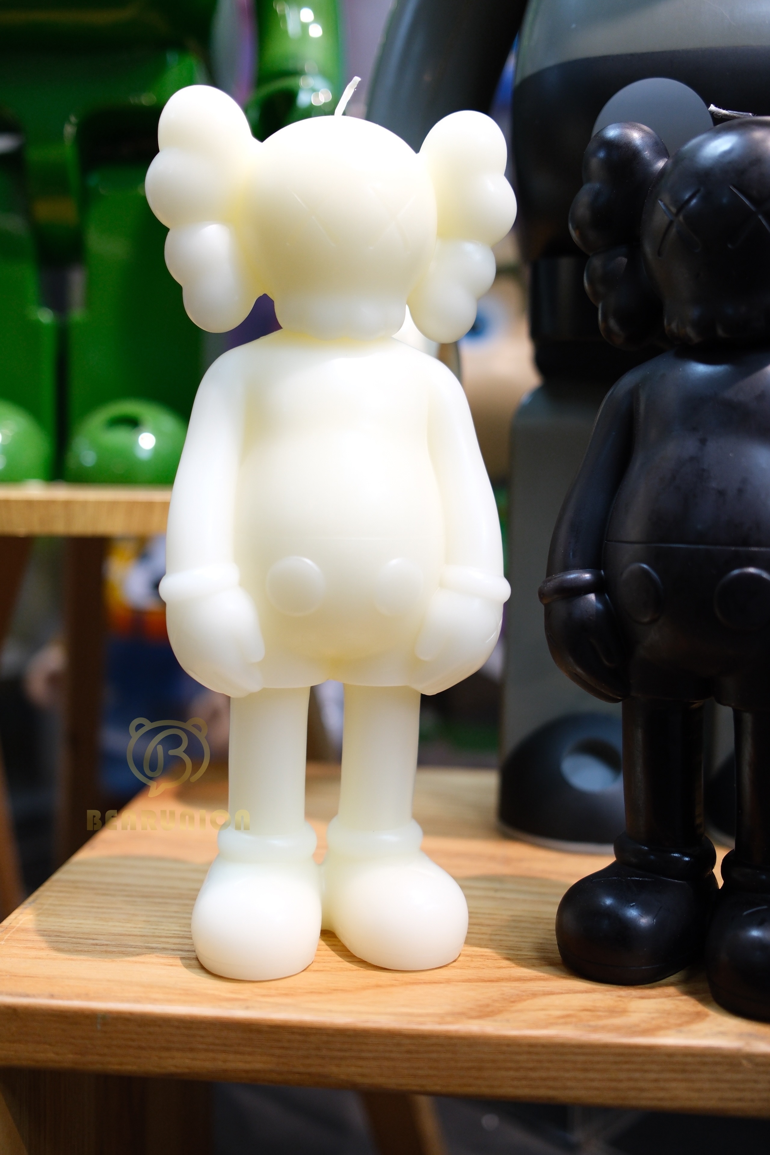 🥇現貨🥇OriginalFake KAWS Companion Candle 2012