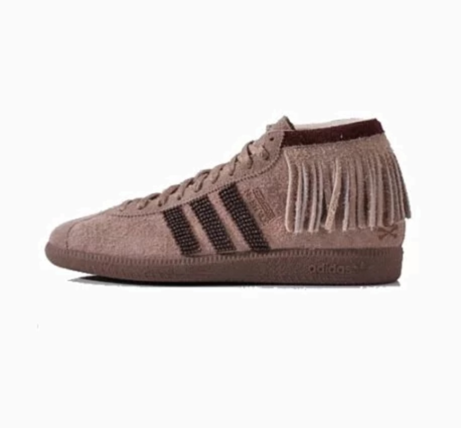 ON SALE 60% OFF : NEIGHBORHOOD x ADIDAS ORIGINALS NH BW-MOC SNEAKER - US SIZE 8.5 IN STOCK NOW (現貨發售中)