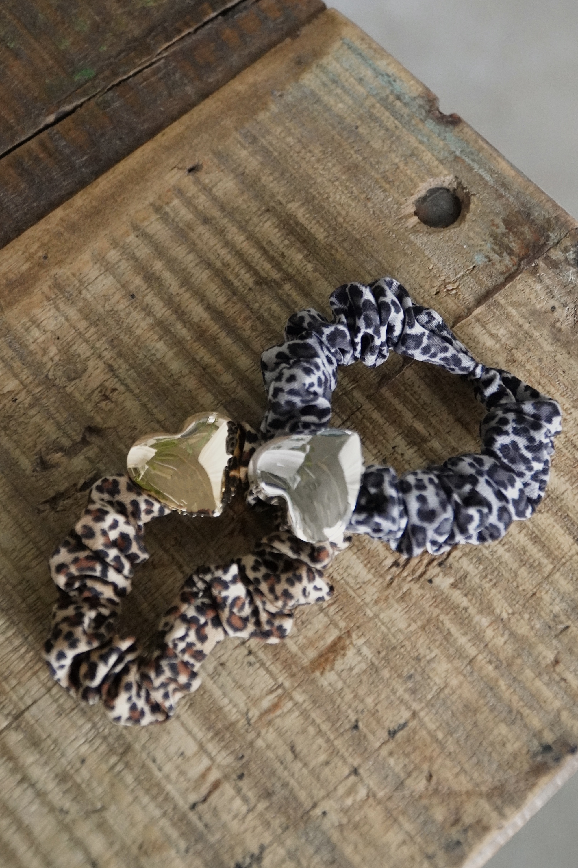 酷甜豹紋愛心髮圈