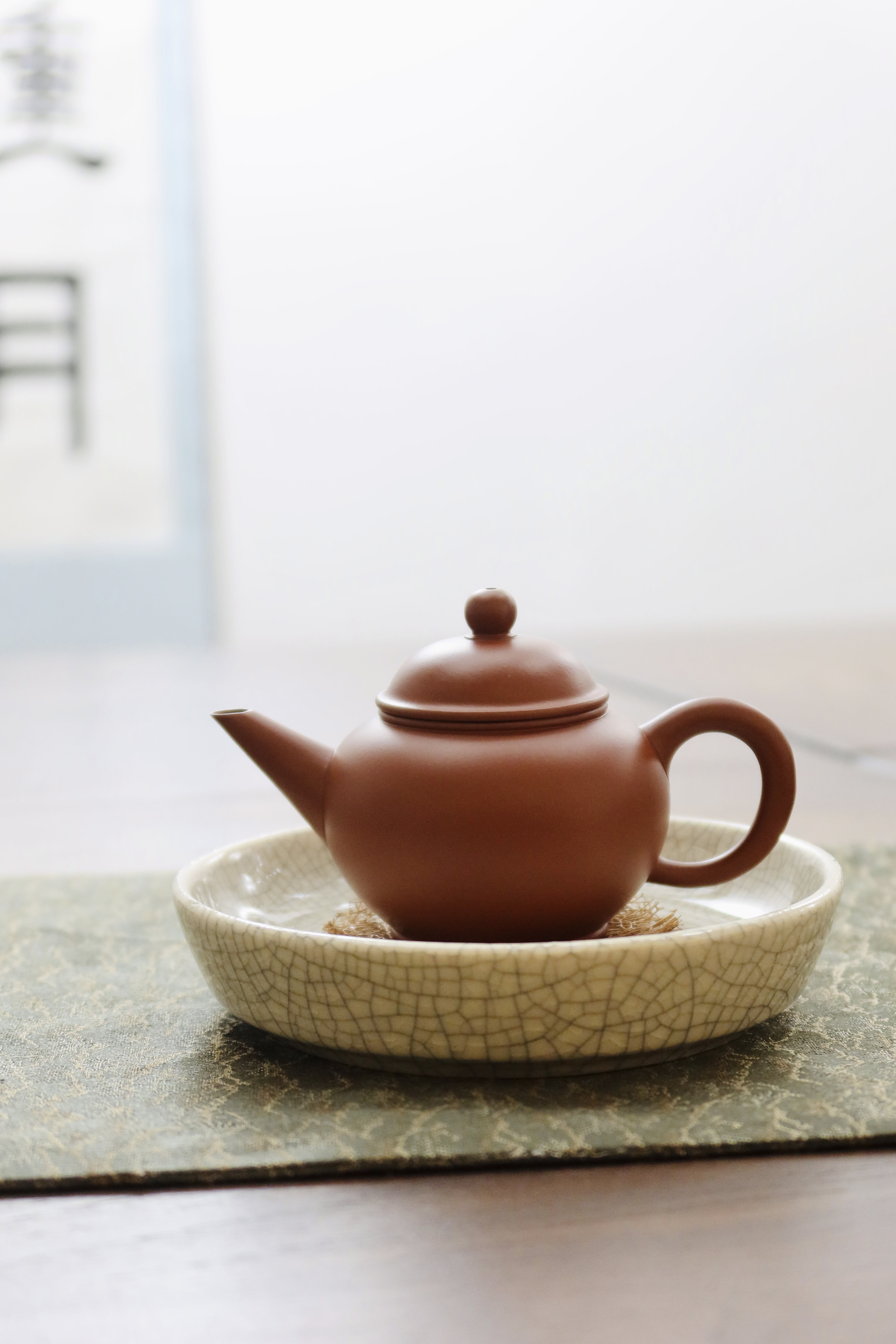 潮州手工朱泥壺-水平110ml 輕盈易握出水順暢古拙精巧買茶葉滿$6000可送