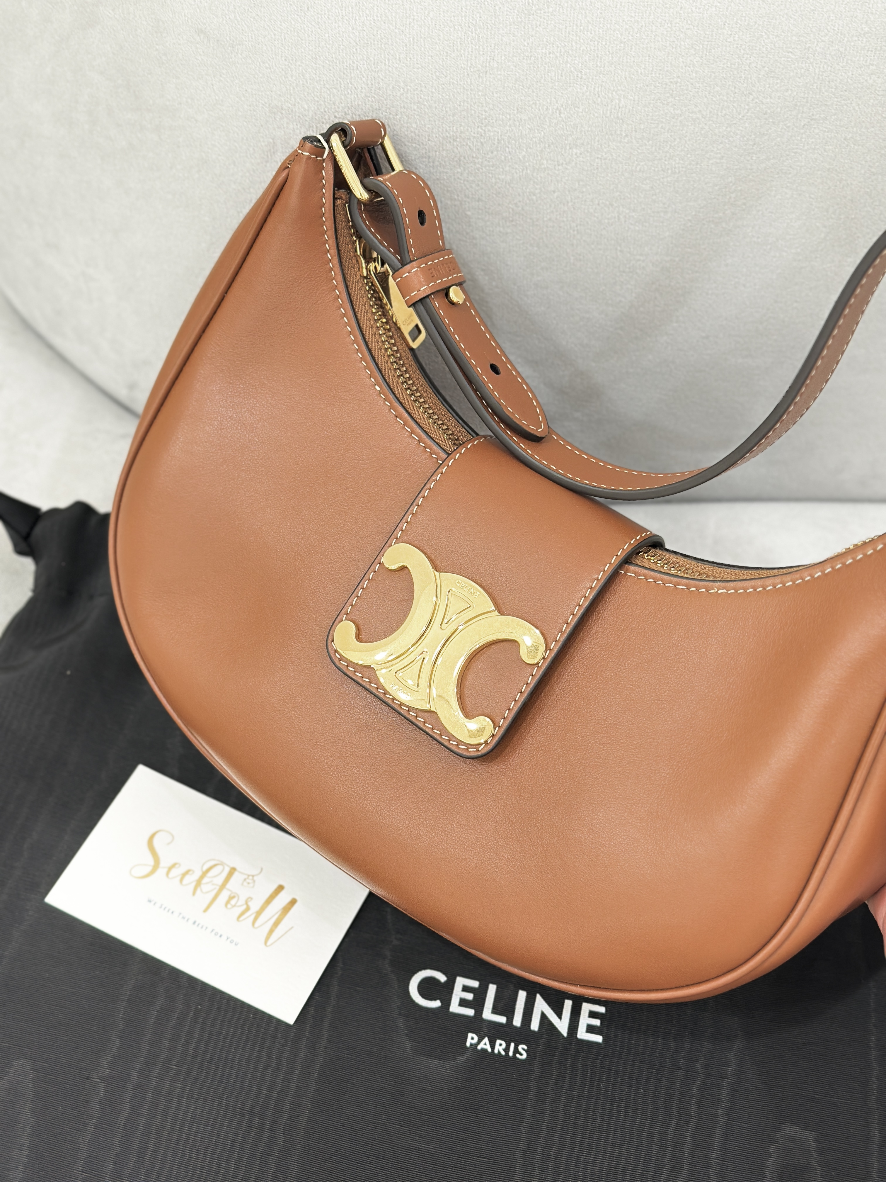 CELINE Ava Triomphe Bag
