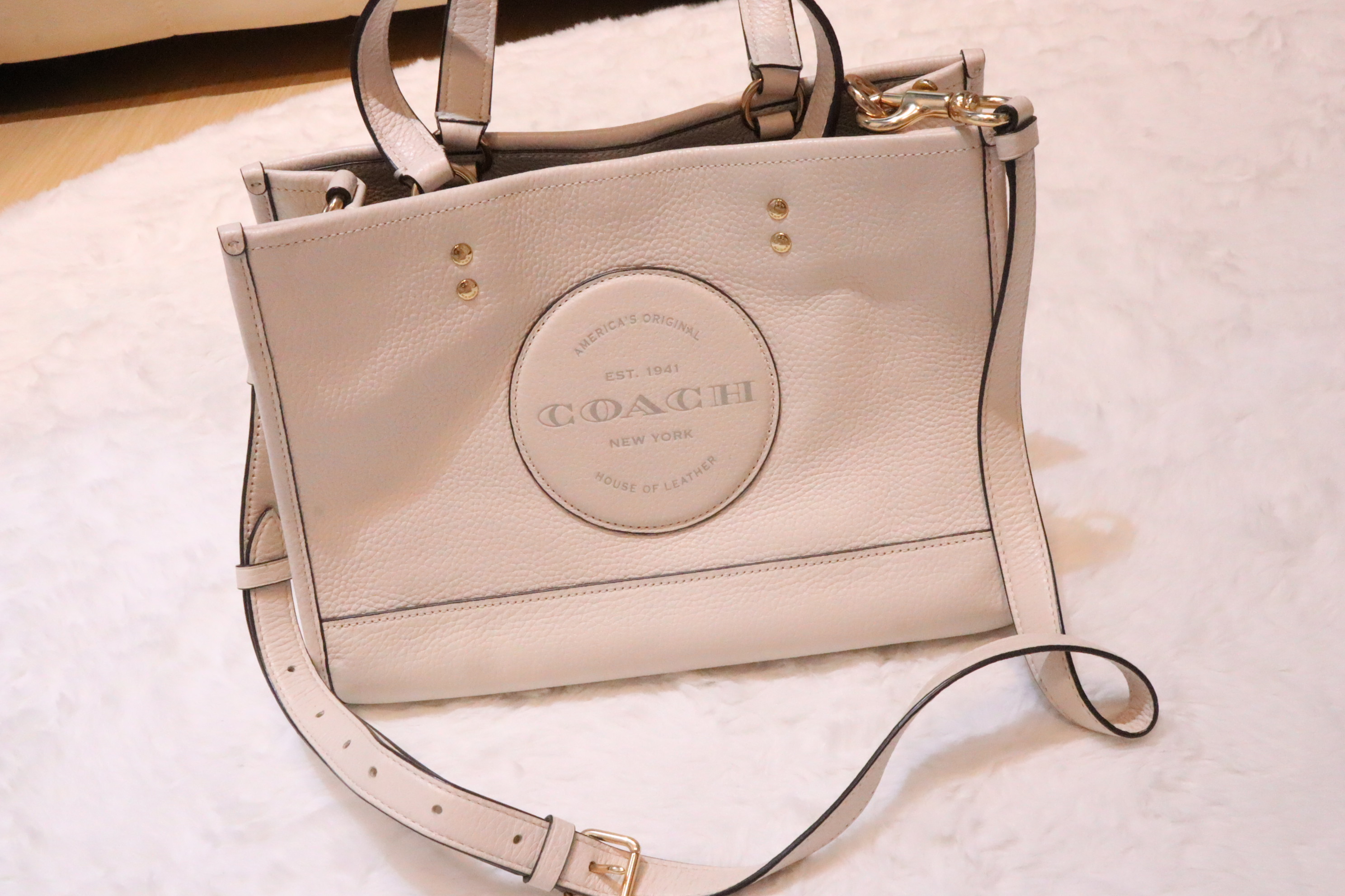 Coach 白色bag🤍(現貨)