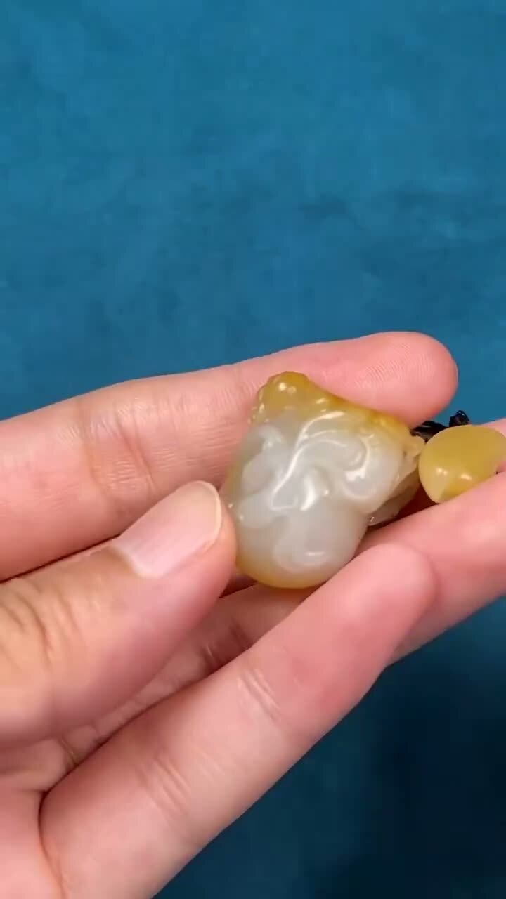 和田玉籽料靈猴獻壽,天然和田玉軟玉