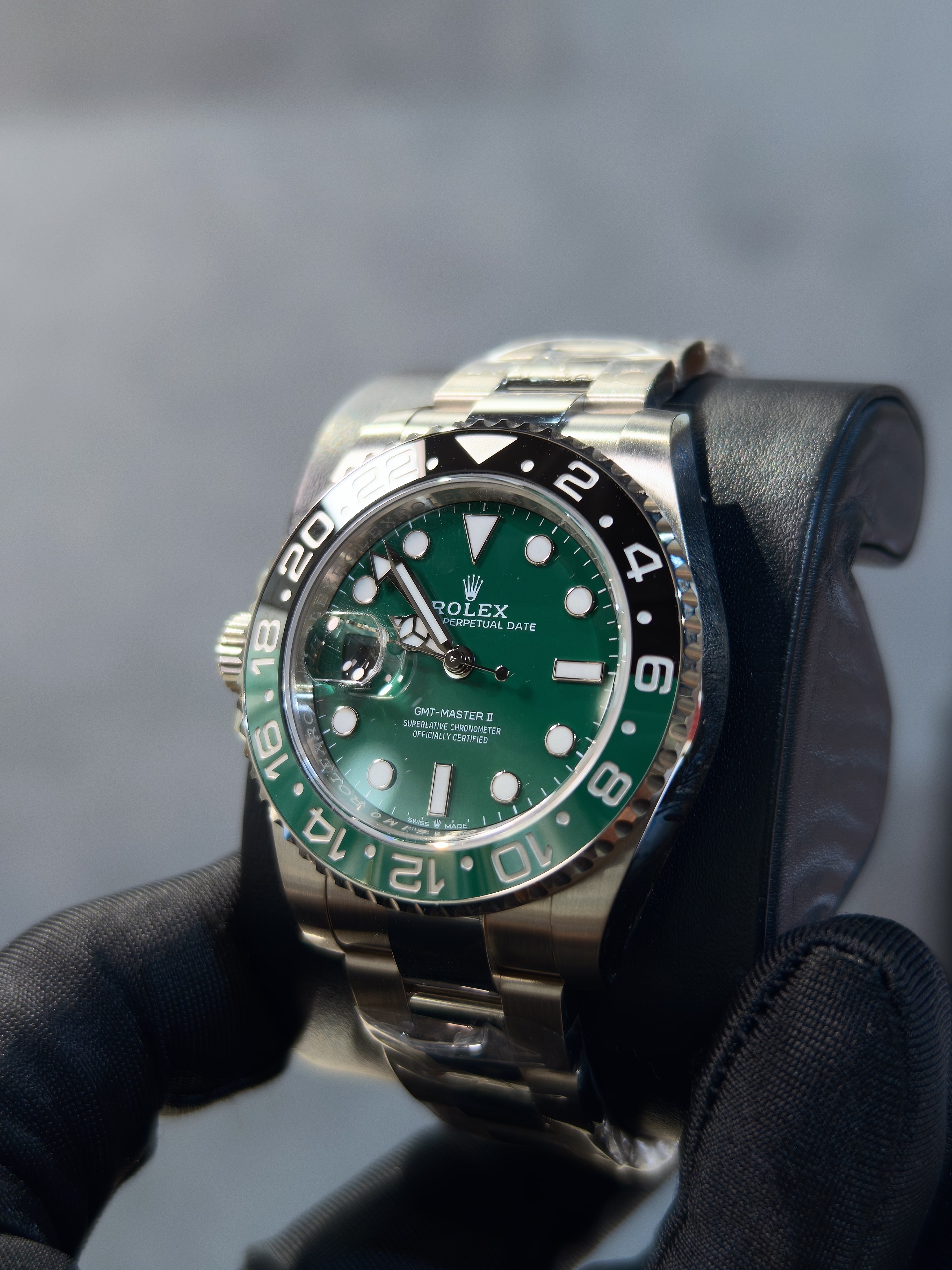 全新勞力士126729VTNR 126729 GMT-MASTER II 白色黃金款綠色面蠔式帶40mm腕錶