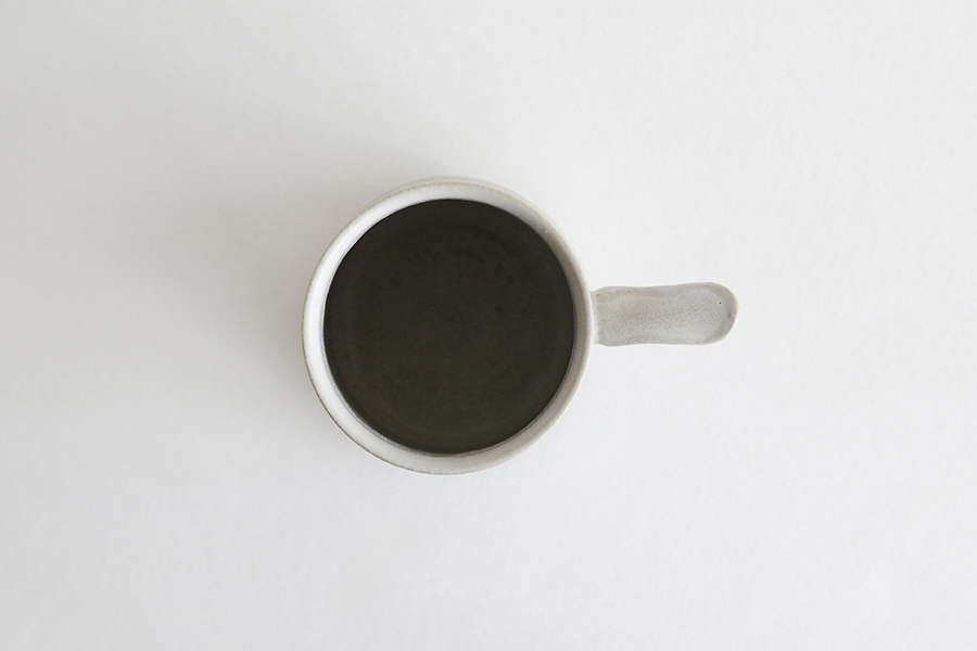 生形由香 - 馬克杯(白)  / B方把手