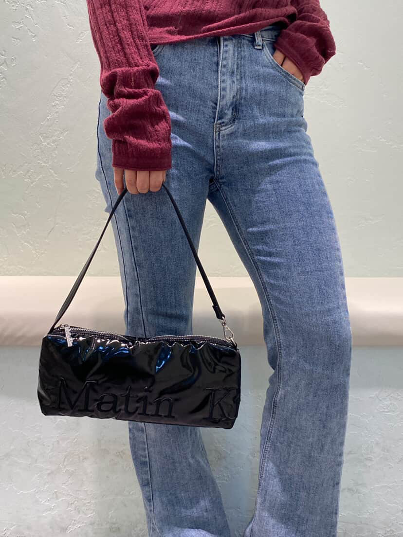 GLOSSY LOGO STITCH MINI SHOULDER BAG