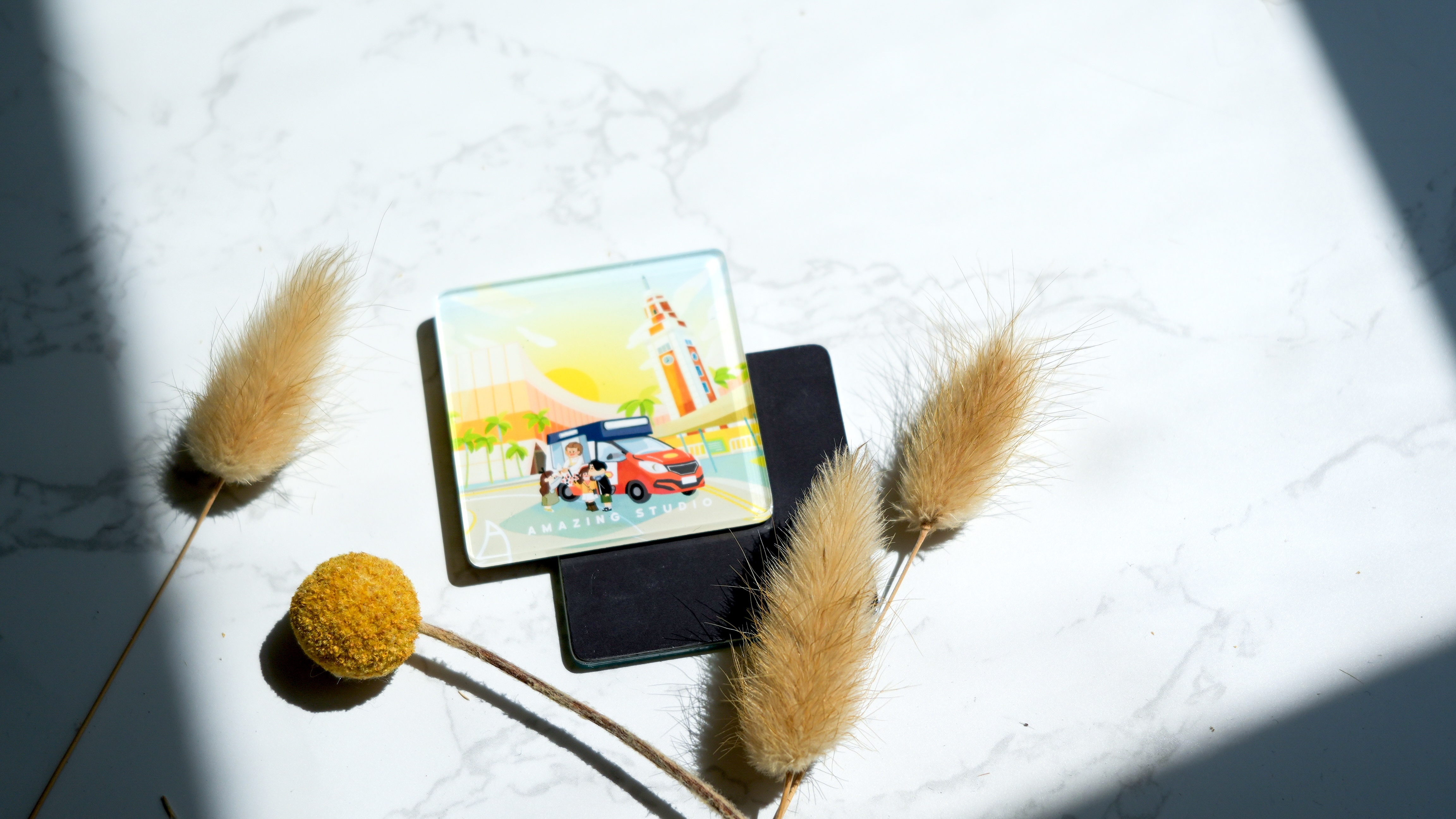 【尖沙咀 】 亞加力磁石貼丨Amazing Studio