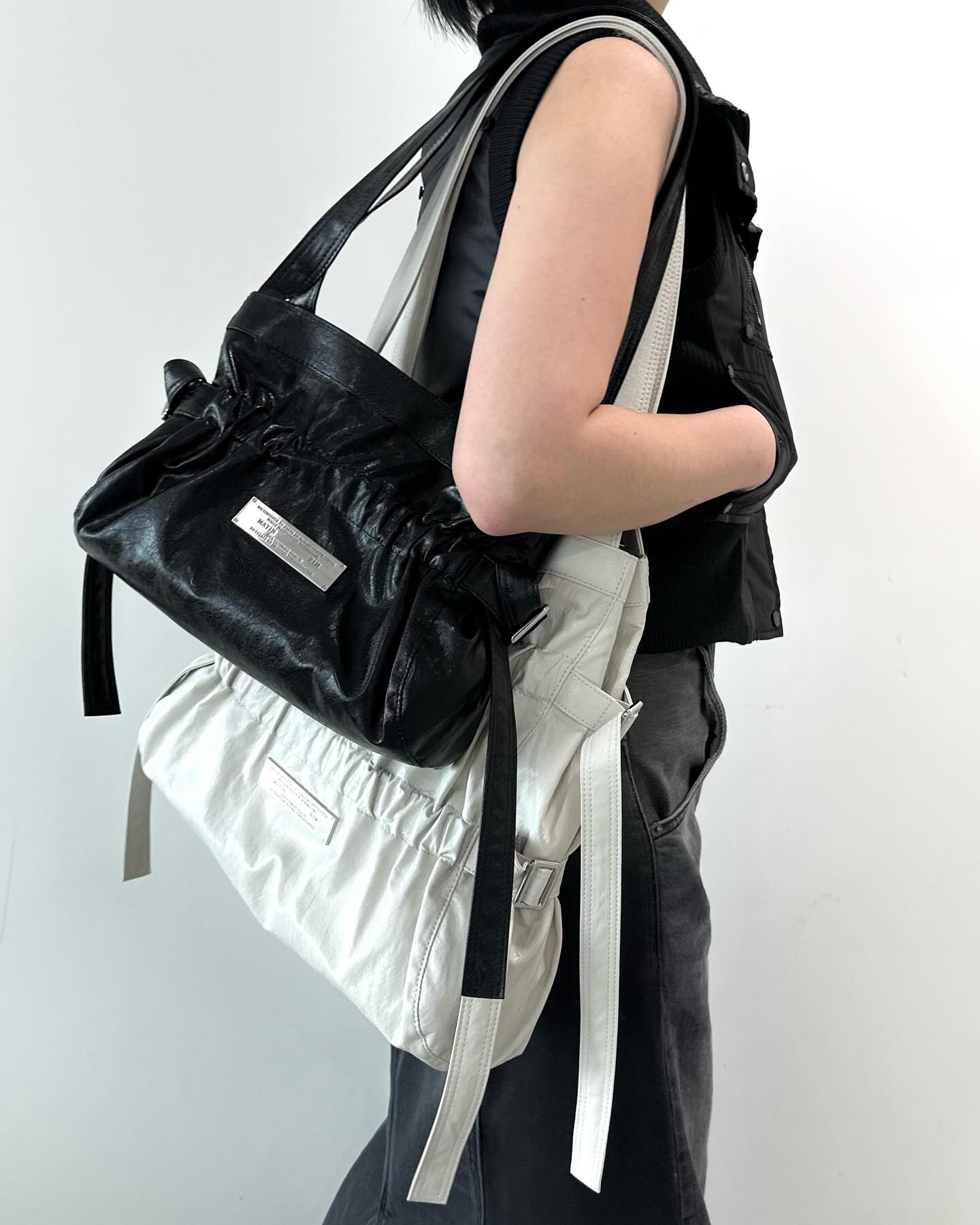 FAUX LEATHER SEASHELL MINI BAG