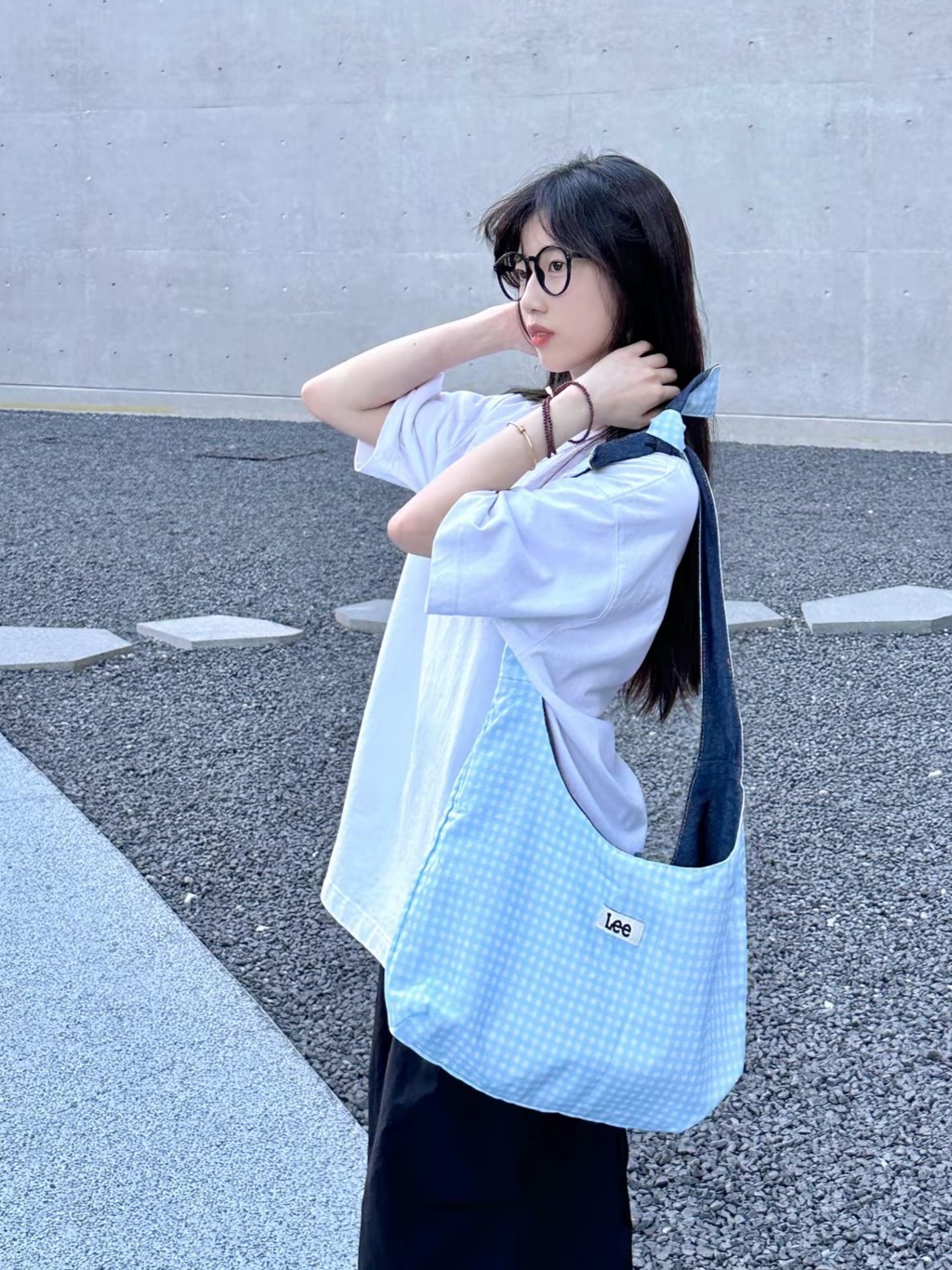 KTQ STORE ‧ Lee 雙面可背 打结拼接 單寧 格子 簡約Logo肩背包